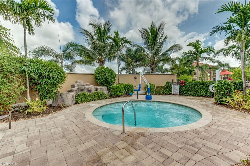 BONITA NATIONAL GOLF AND COUNTRY CLUB - Residential