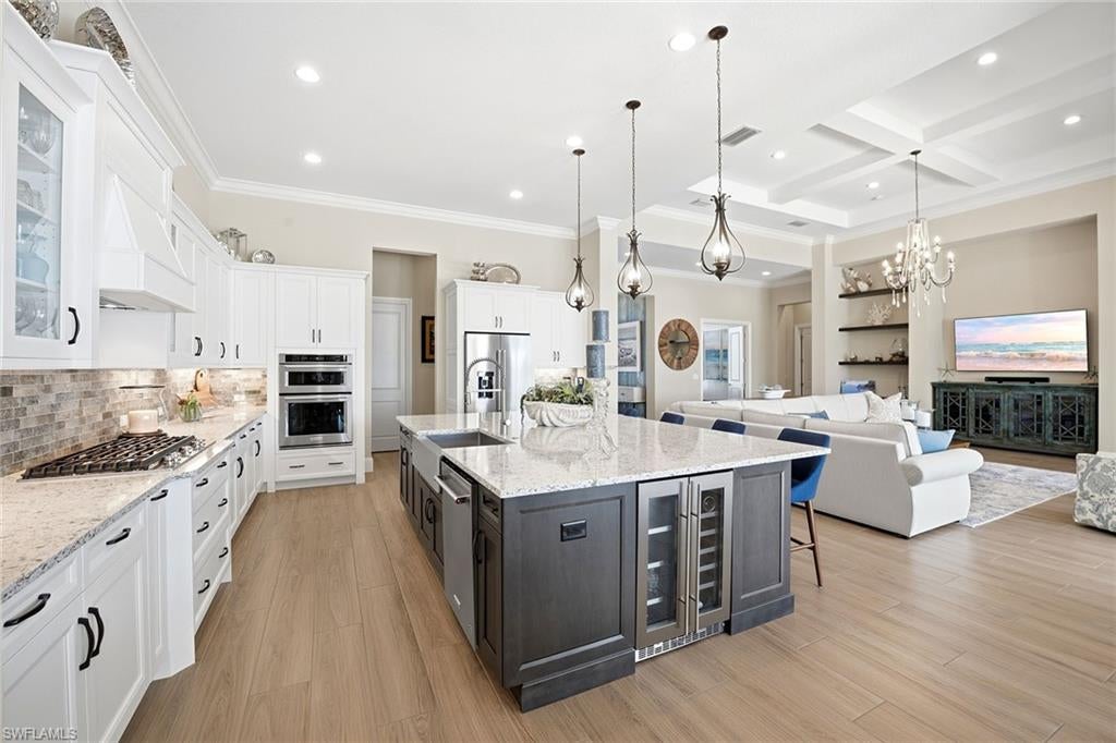 ISLES OF COLLIER PRESERVE - Residential