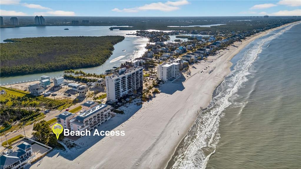BONITA BEACH - Land