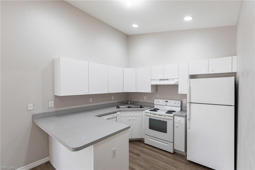 CAPE CORAL - Residential Income