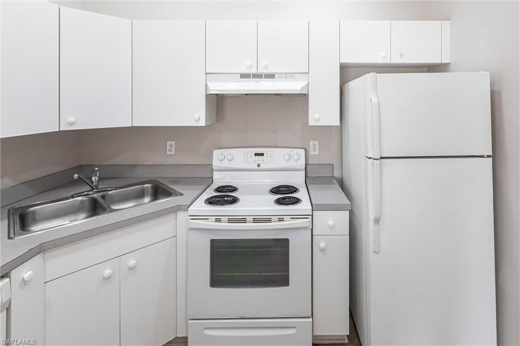 CAPE CORAL - Residential Income