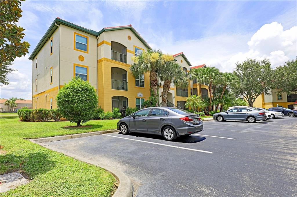 ROYAL GREENS - Residential Lease