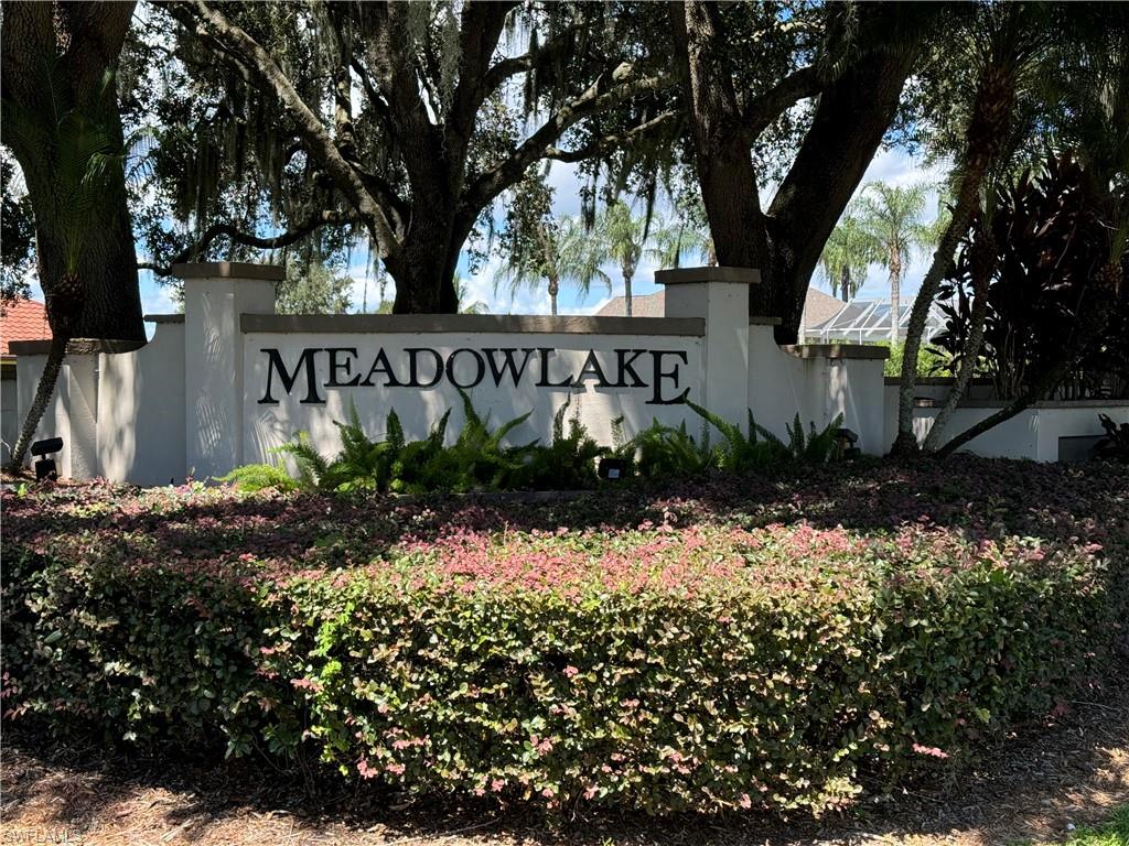 Oversized / Ready to build lot available in Meadowlake Subdivision... Meadowlake Subdivision is located on the shores of Lake Huntley. Meadowlake offers a well maintained community with a park and access to Lake Huntley. Community park includes a pavilion for spectacular sunset views, play area, basketball court, canoe/kayak rack, and boat dock with boat slips. (Boat Slips for rent when available) Lot dimensions are 160ft x 125ft. / Low HOA fees.