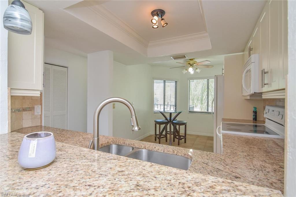 REGENCY WOODS - Residential