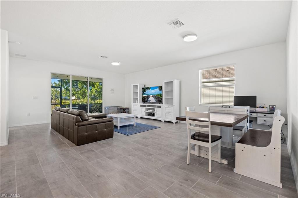 TRAILS EDGE - Residential