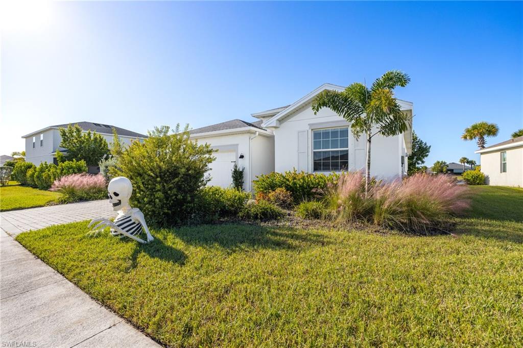 TRAILS EDGE - Residential