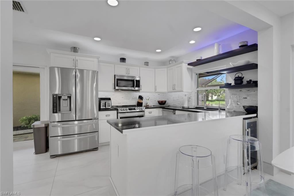 MOON LAKE - Residential