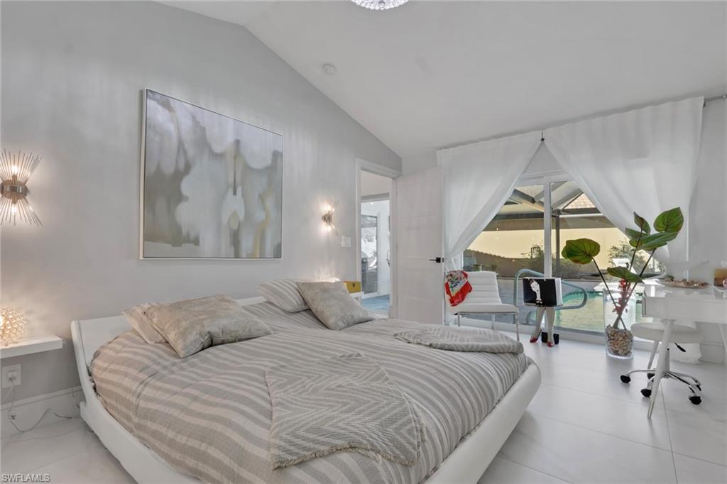 MOON LAKE - Residential