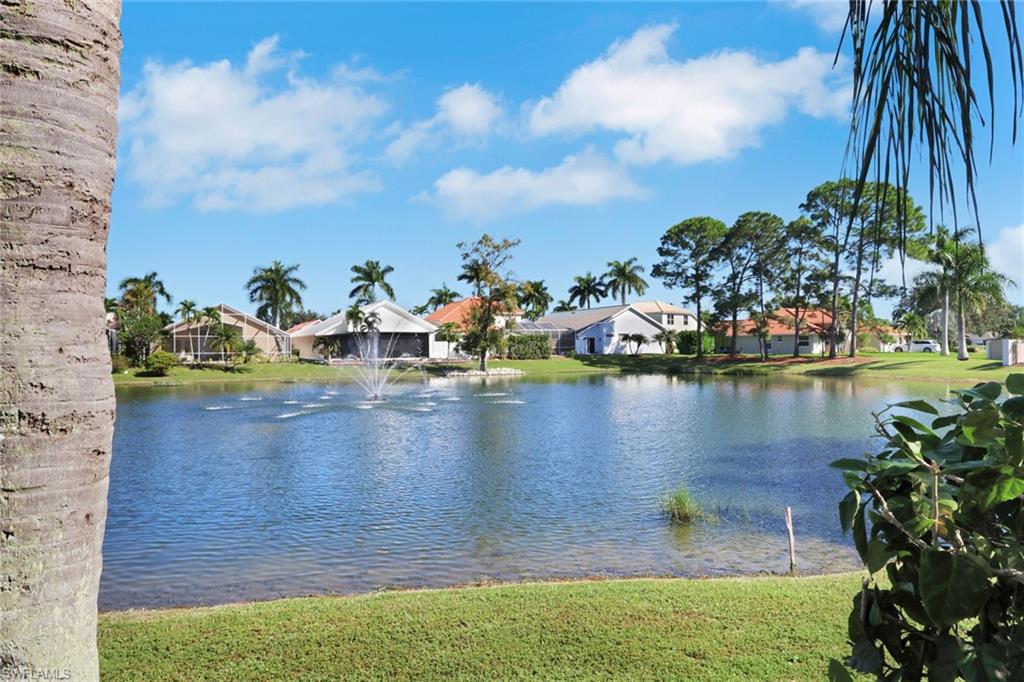 MOON LAKE - Residential