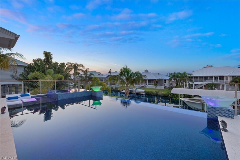 TIDEWATER ISLAND - Residential