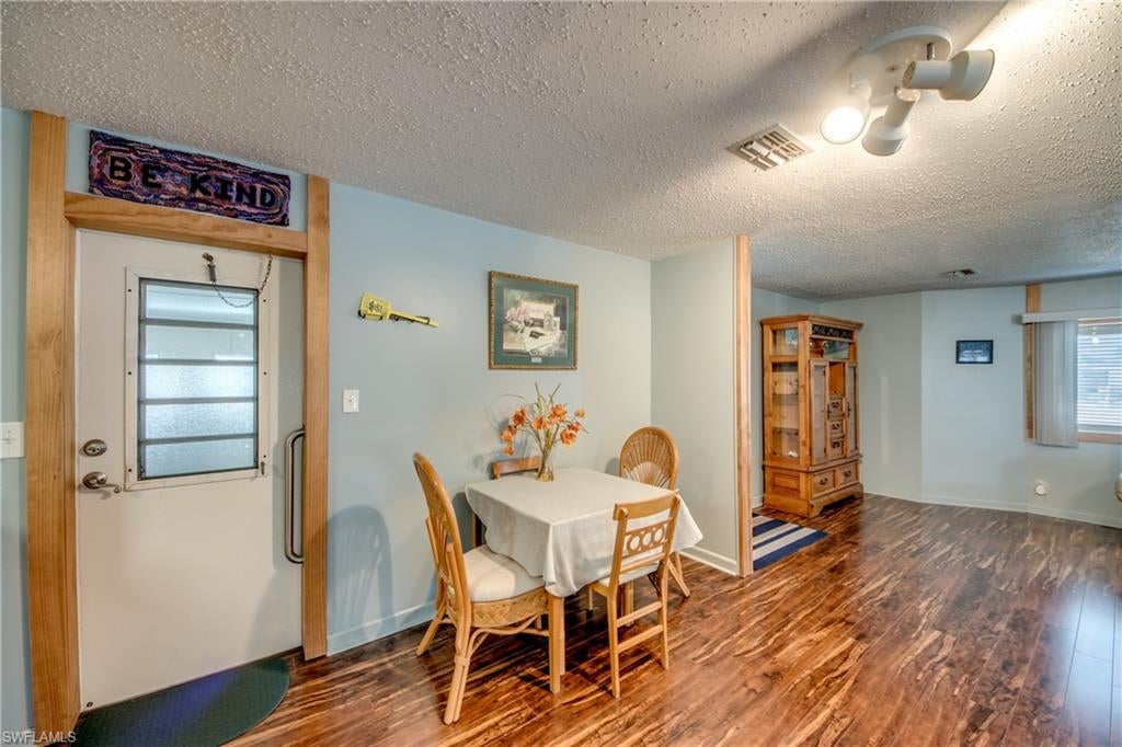 PINE ISLAND COVE - Residential