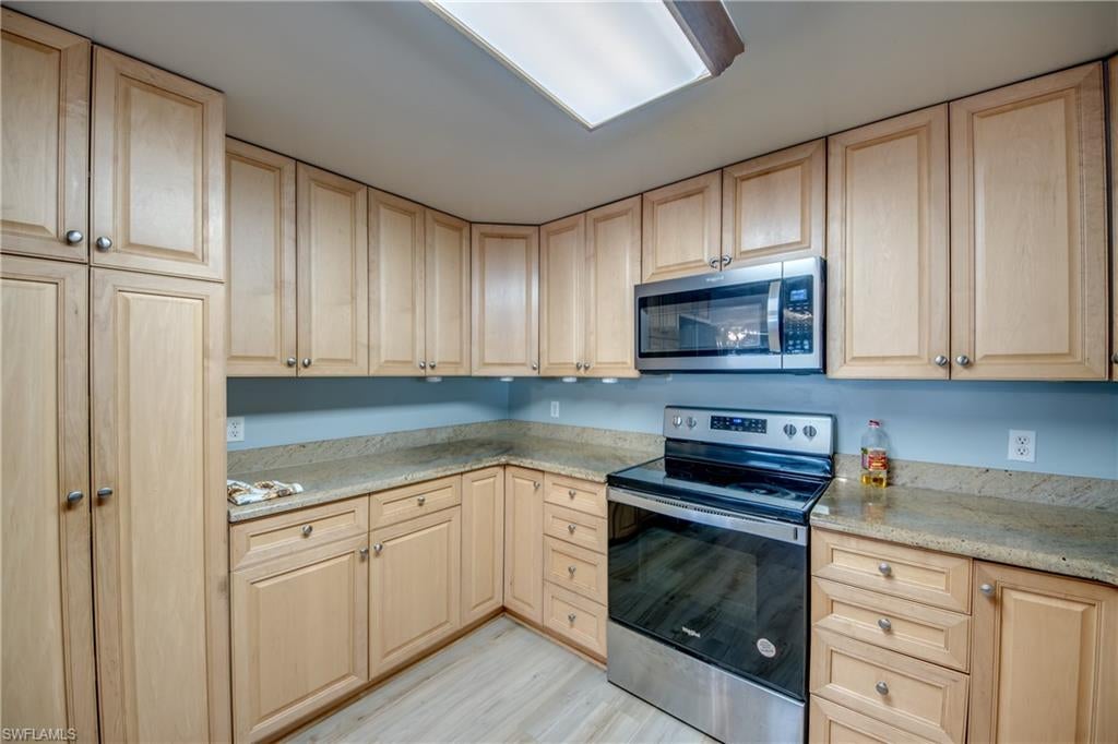 PINE ISLAND COVE - Residential