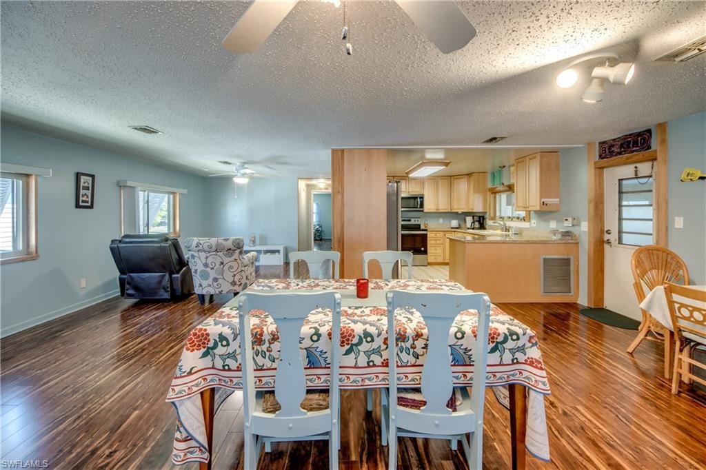 PINE ISLAND COVE - Residential