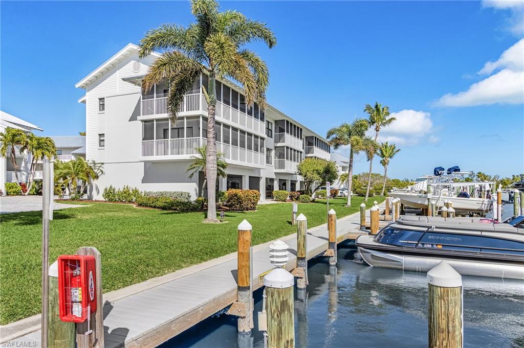 FOUR WINDS MARINA NORTH CONDO - Residential