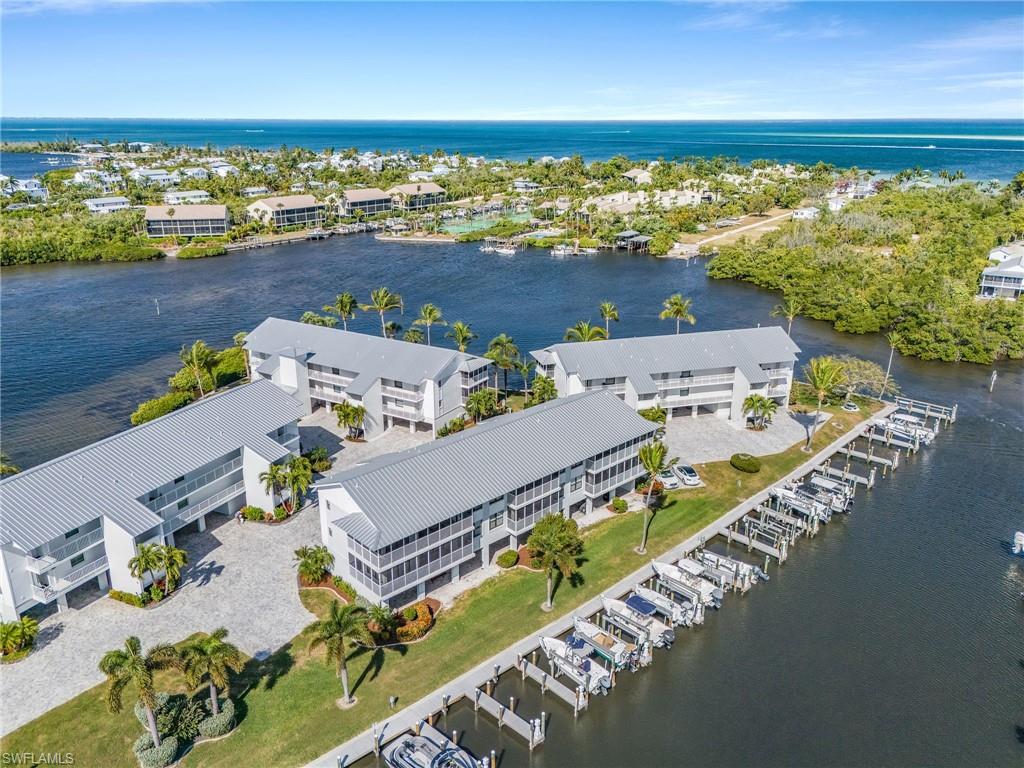 FOUR WINDS MARINA NORTH CONDO - Residential