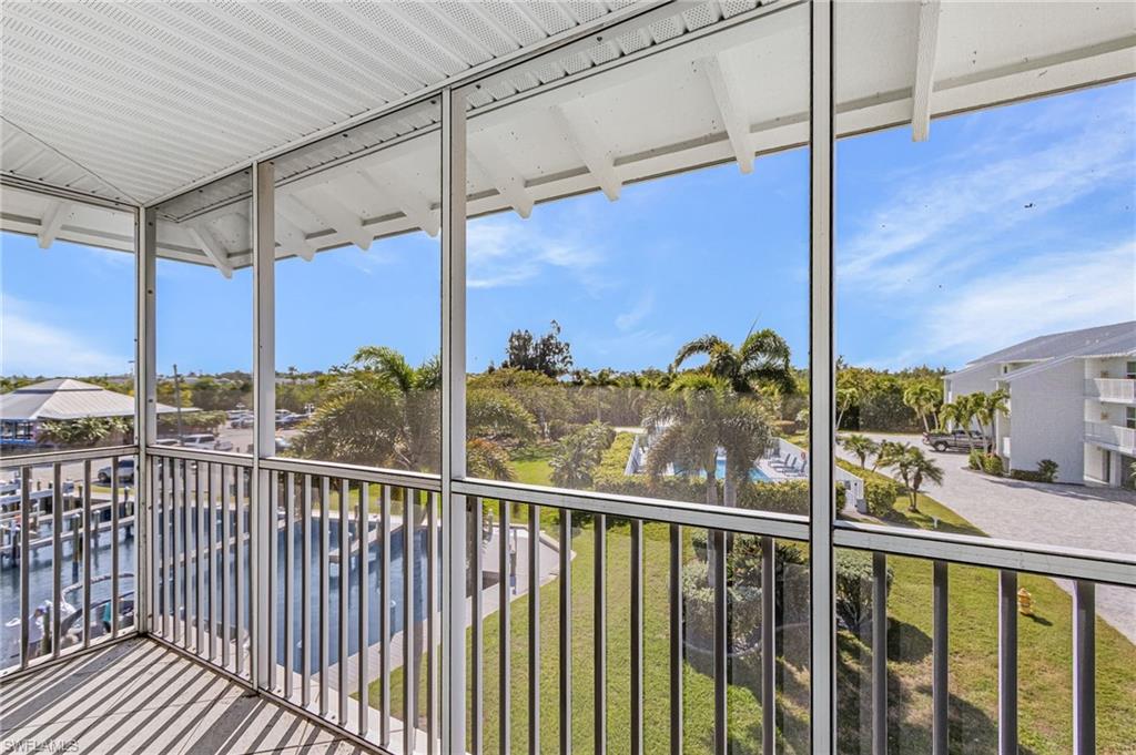 FOUR WINDS MARINA NORTH CONDO - Residential