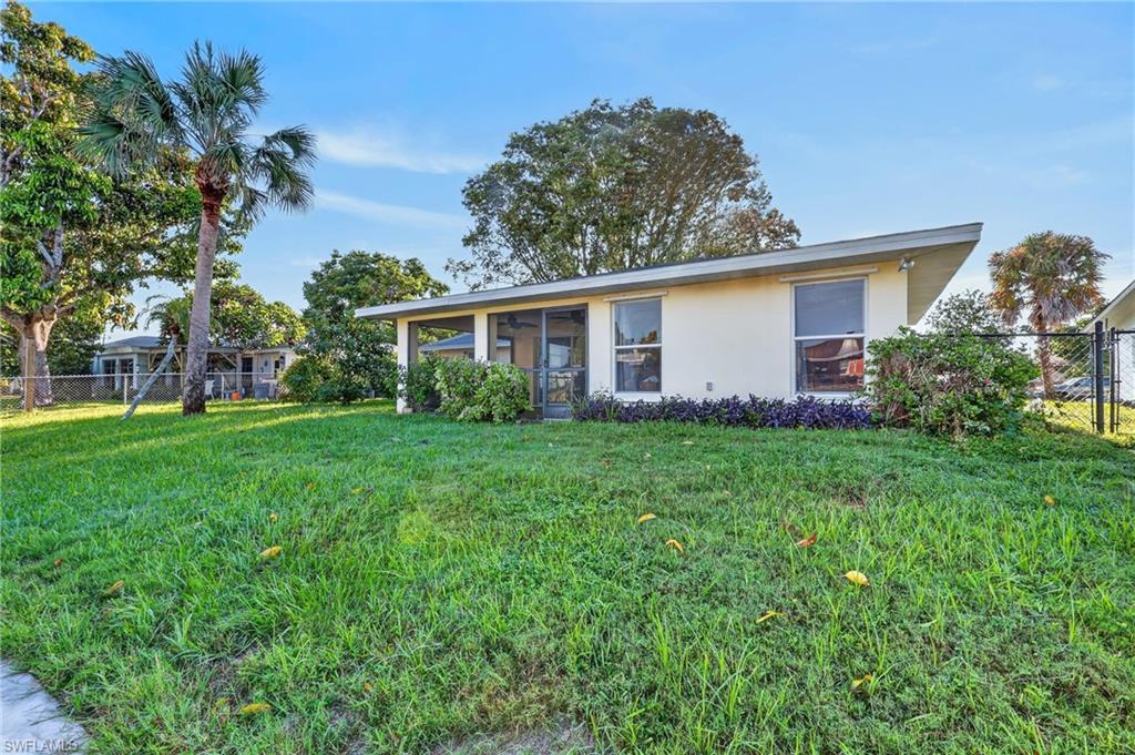 NORTH FORT MYERS - Residential