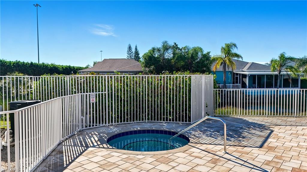ISLAND CLUB AT CORKSCREW - Residential