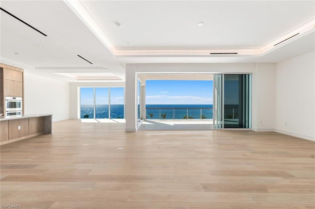 NAPLES BEACH CLUB BLDG A - Residential