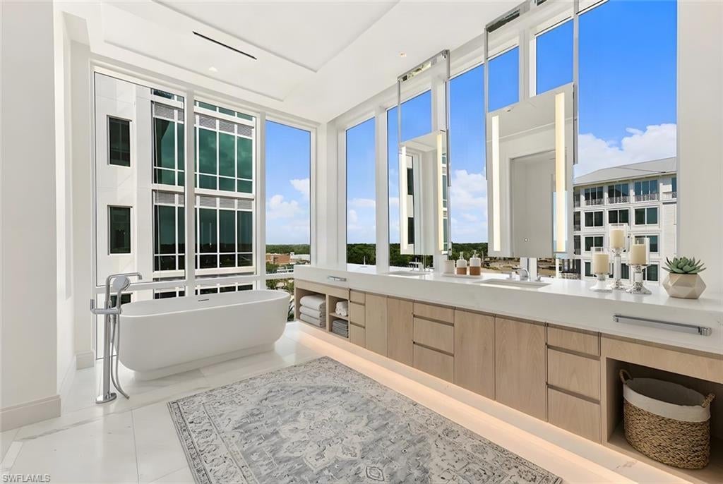 NAPLES BEACH CLUB BLDG A - Residential