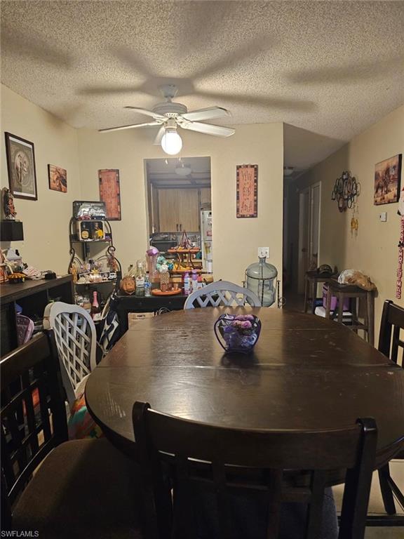 SAN CARLOS PARK - Residential Income