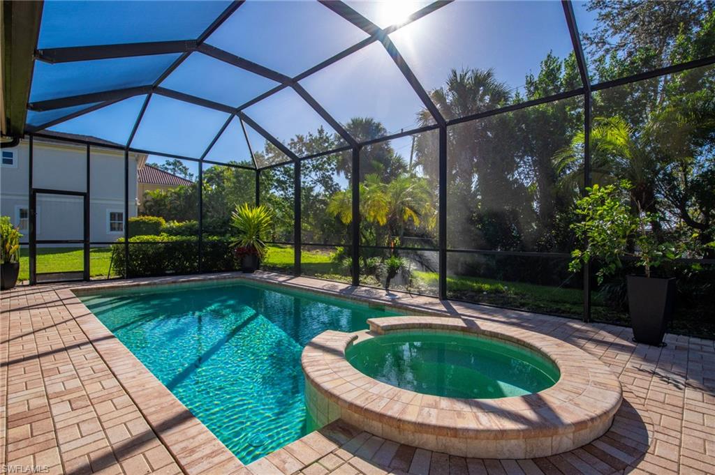 COCO LAKES - Residential