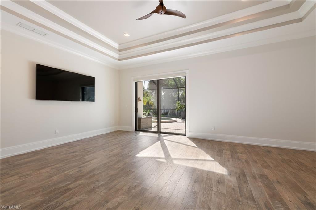 COCO LAKES - Residential