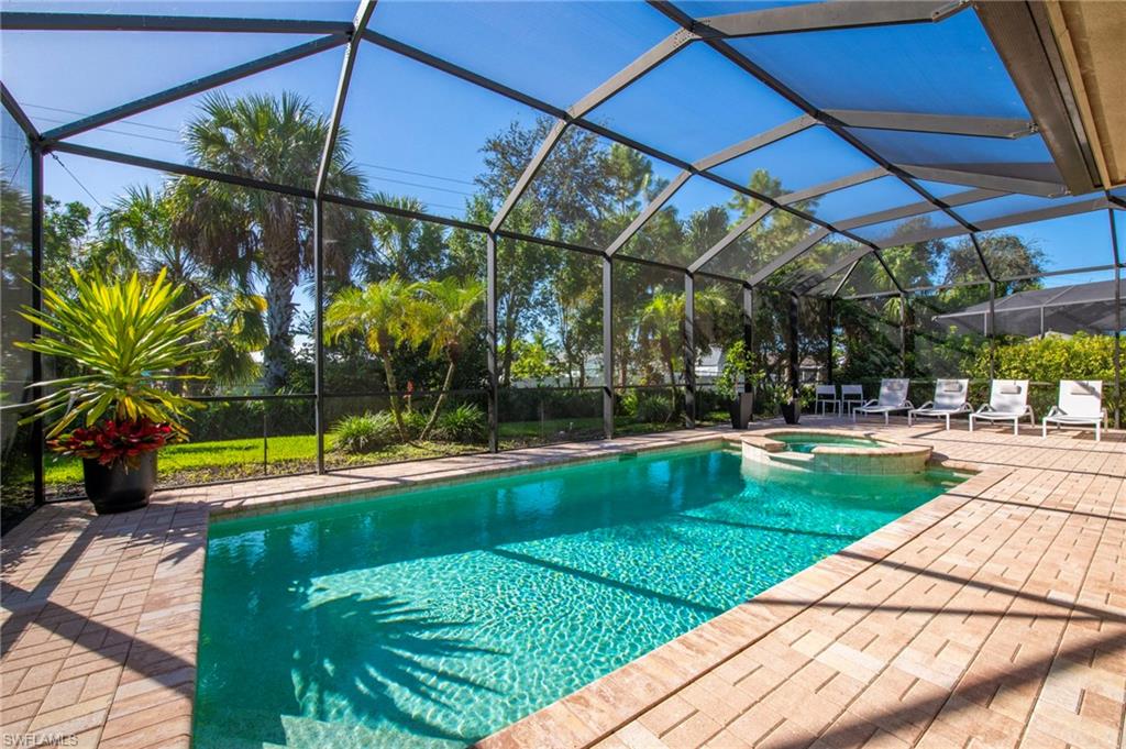 COCO LAKES - Residential