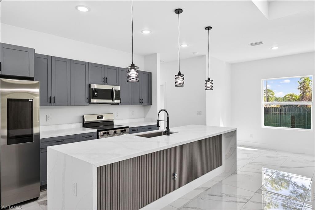 LEHIGH ACRES - Residential
