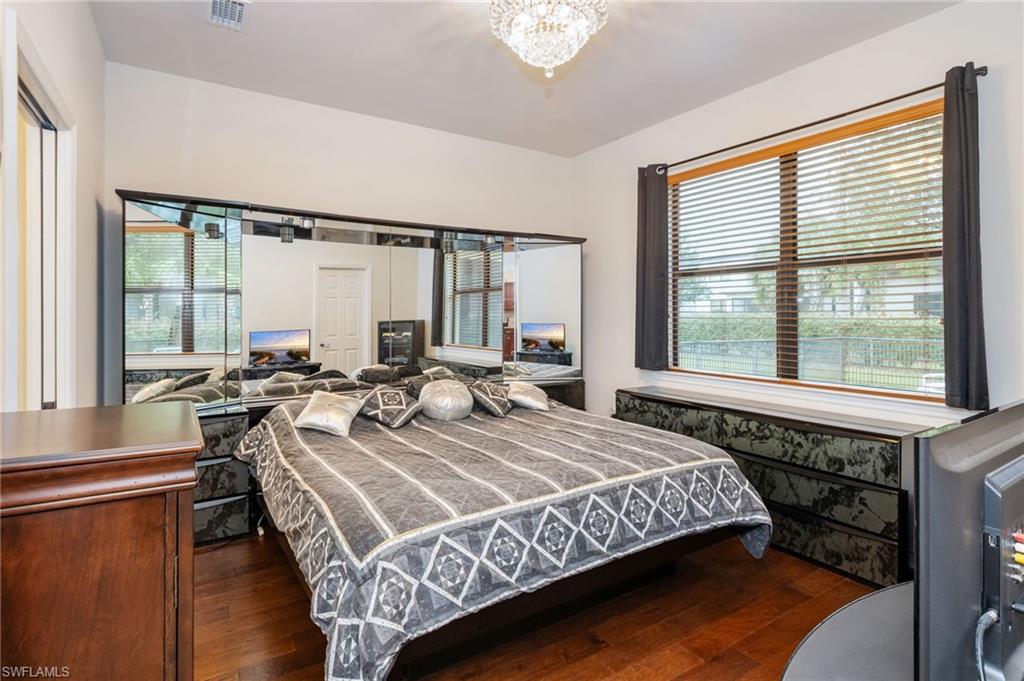 AVALON PARK - Residential