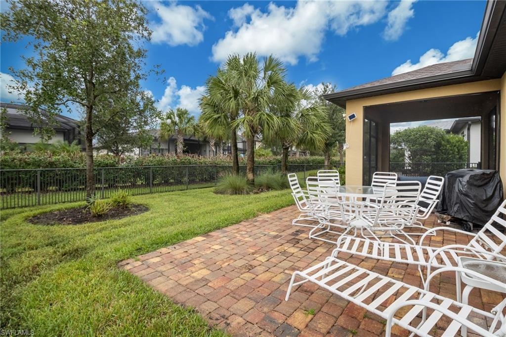 AVALON PARK - Residential