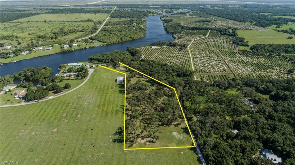 Estate acreage homesite on 8.2+/- acres, on the Caloosahatchee River (Intracoastal Waterway) with deep water access to The Gulf, Atlantic Ocean, and Lake Okeechobee. A new dock with lift is already in place, protected from storm surge and tides! The property located in the Fort Denaud section of LaBelle is beautiful and is the perfect location for an estate home among the massive old growth oaks. Properties like this are very rare, don't let this one pass you by.