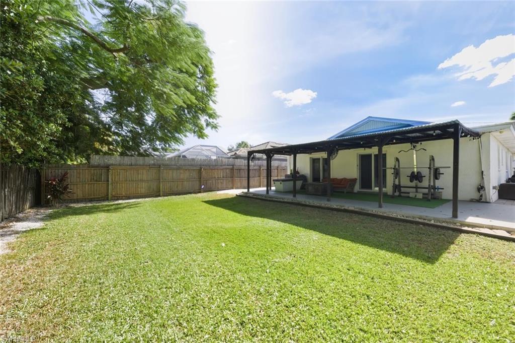 NAPLES PARK - Residential