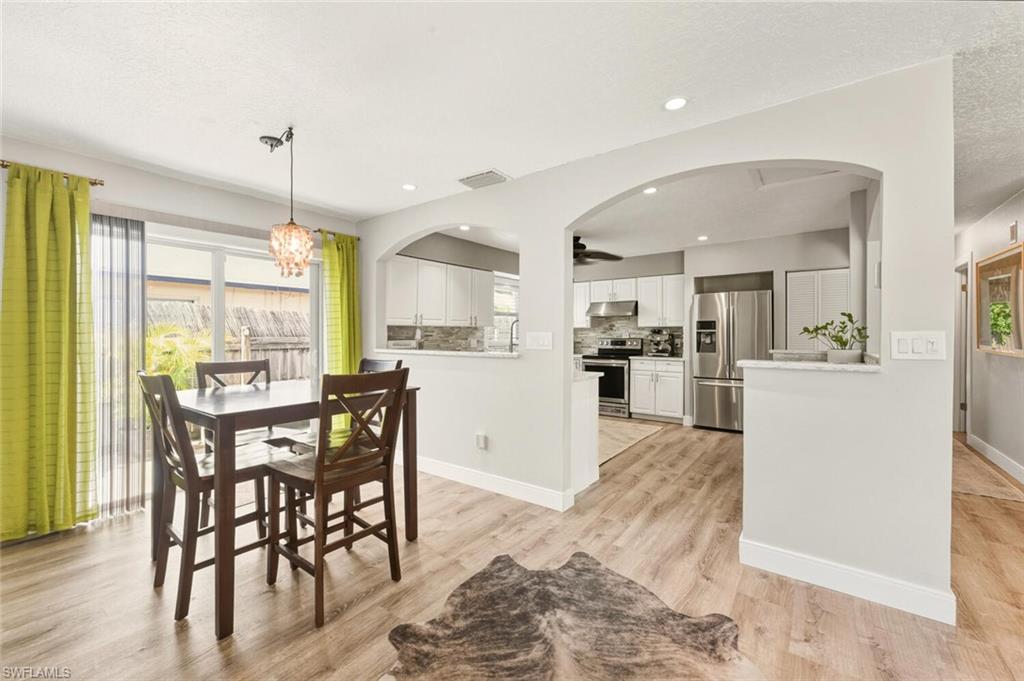 NAPLES PARK - Residential
