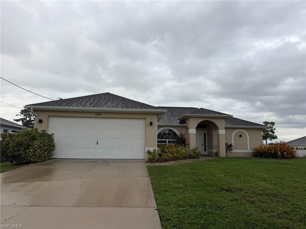 CAPE CORAL - Residential Lease