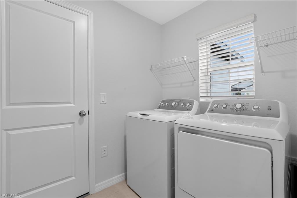 SABAL GLEN AT MIDTOWN - Residential
