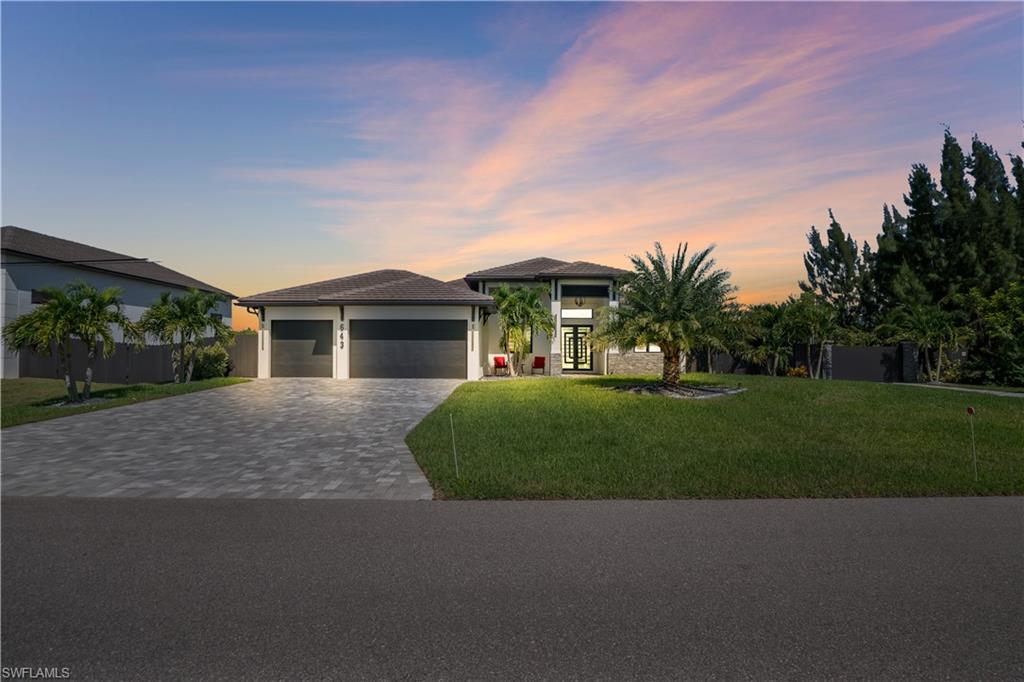 CAPE CORAL - Residential