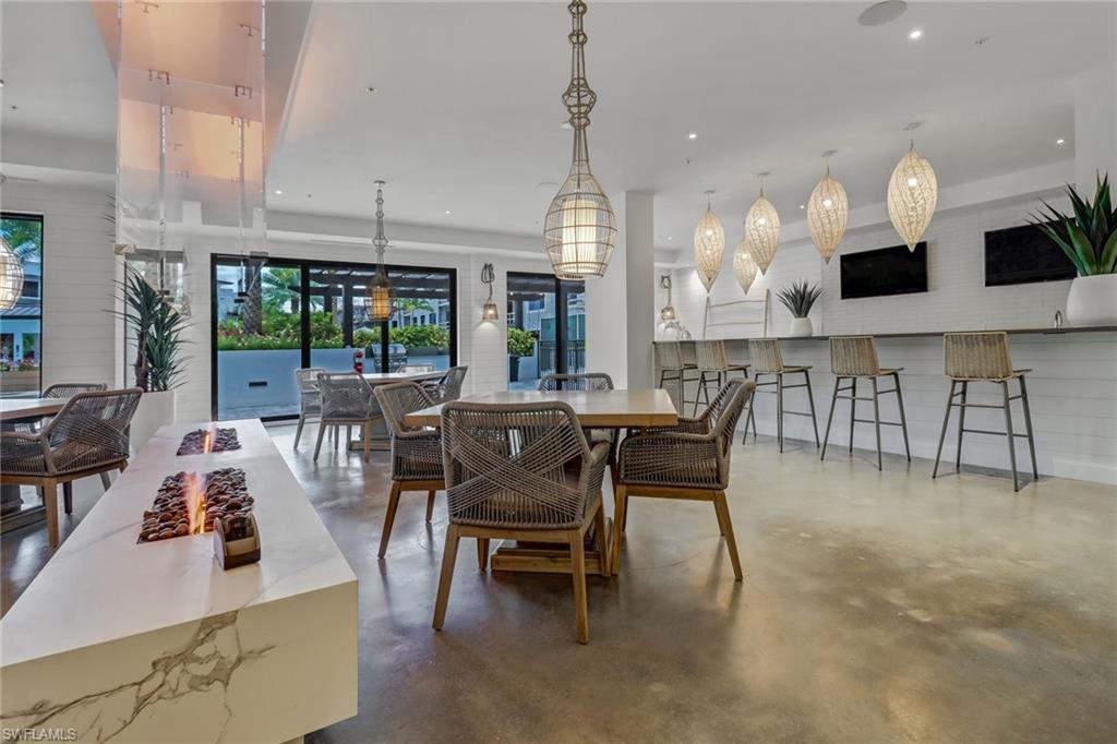ELEVEN ELEVEN CENTRAL - Residential Lease