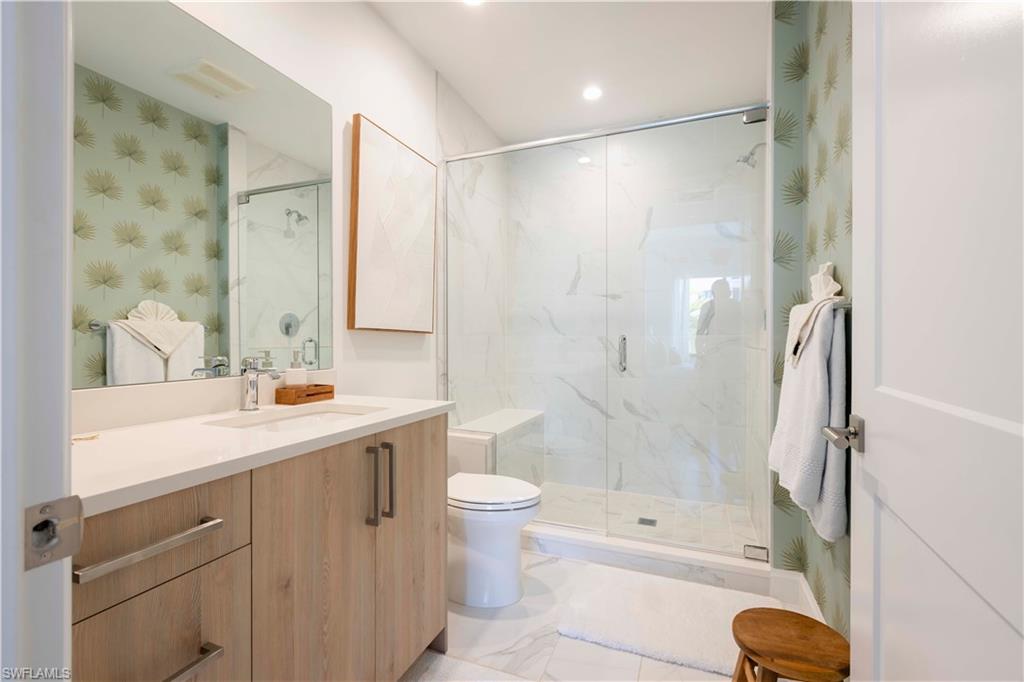 ELEVEN ELEVEN CENTRAL - Residential Lease