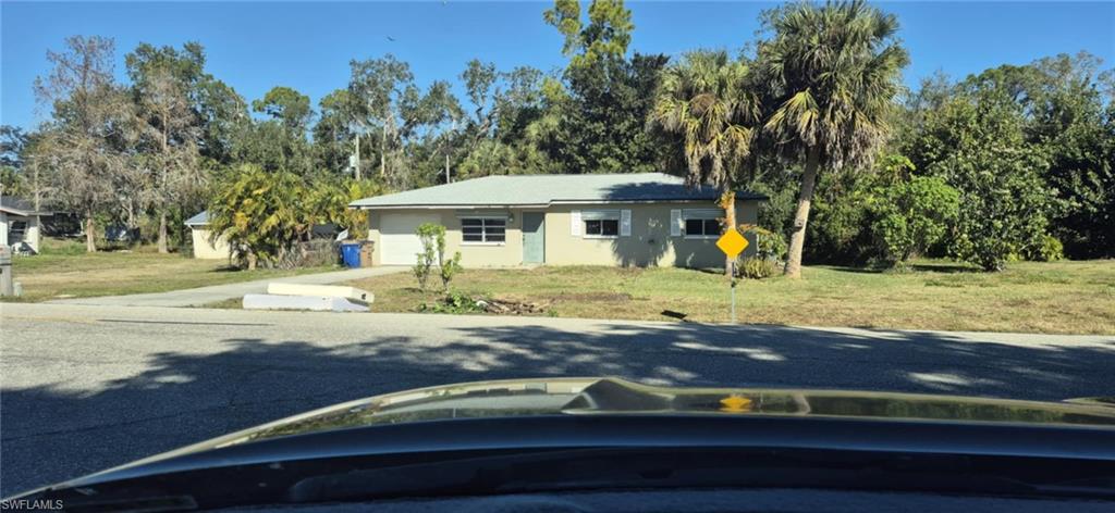 FORT MYERS SHORES - Residential