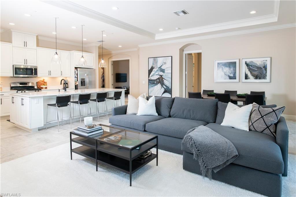 PEBBLE POINTE - Residential