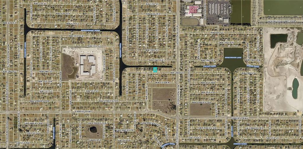 CAPE CORAL - Land