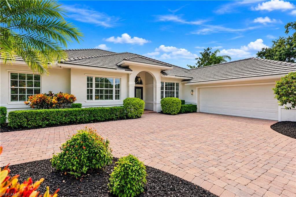 LONGSHORE LAKE - Residential