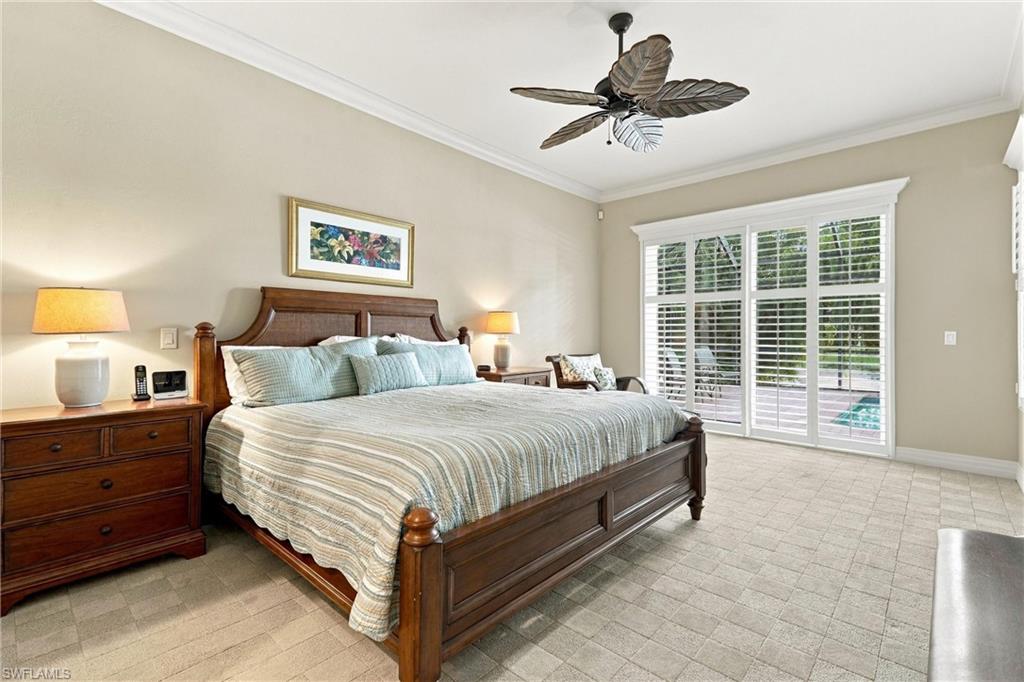 LONGSHORE LAKE - Residential