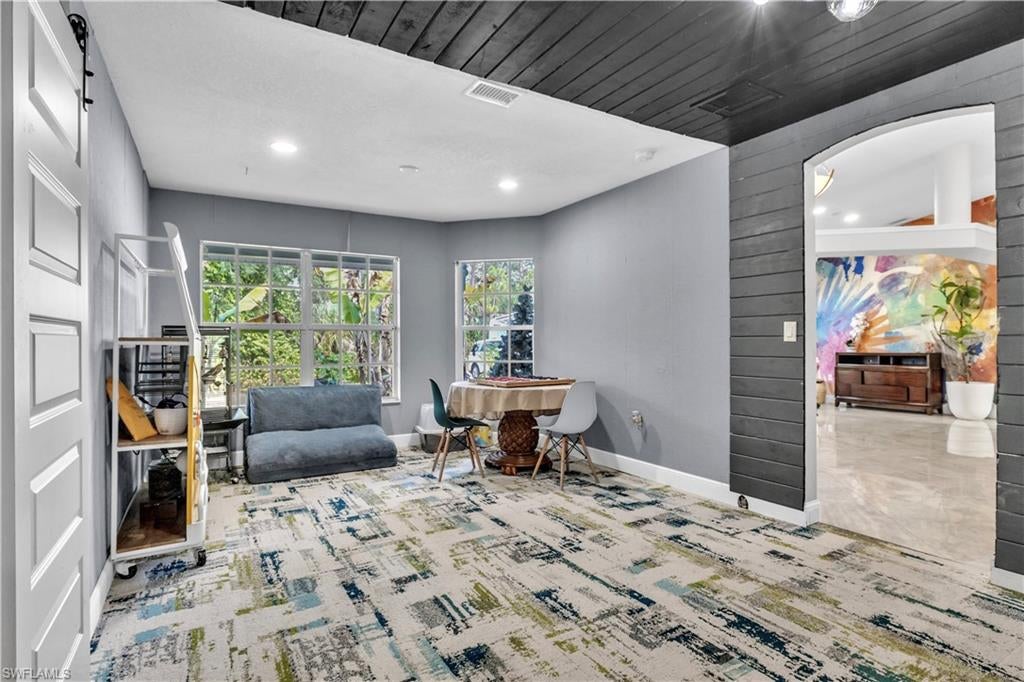 PORT CHARLOTTE - Residential