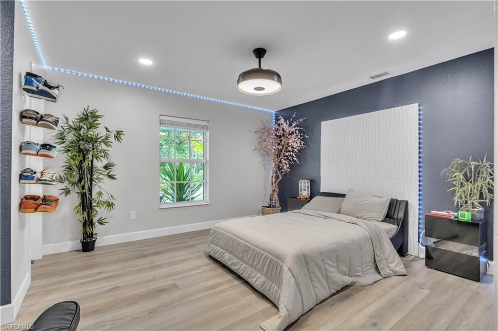 PORT CHARLOTTE - Residential