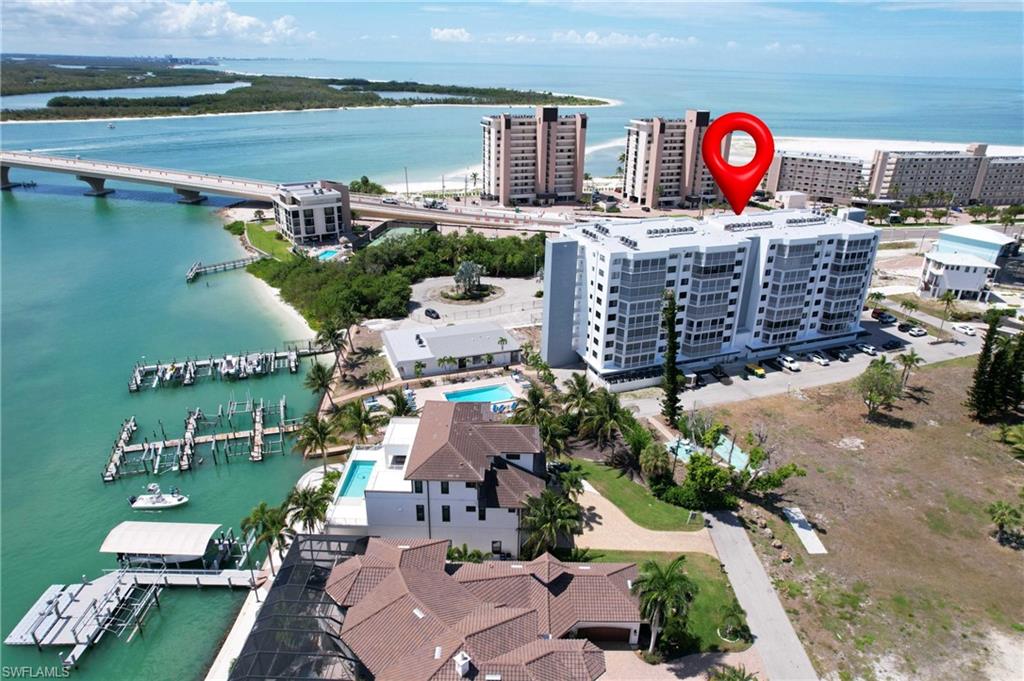 MARINA TOWERS & YACHT CLUB - Residential