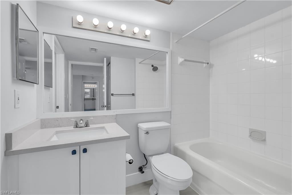 NAPOLI - Residential Lease
