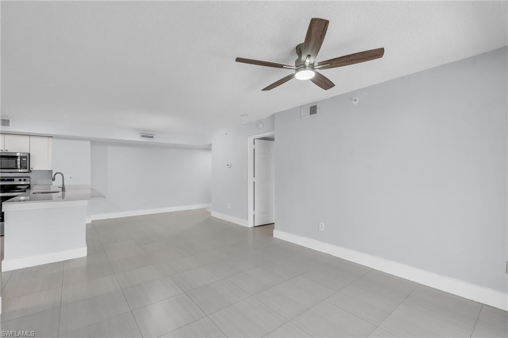NAPOLI - Residential Lease