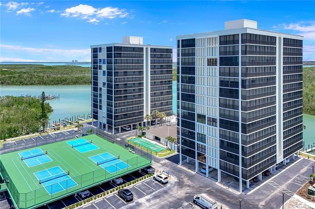 BAY HARBOR CLUB CONDO - Residential